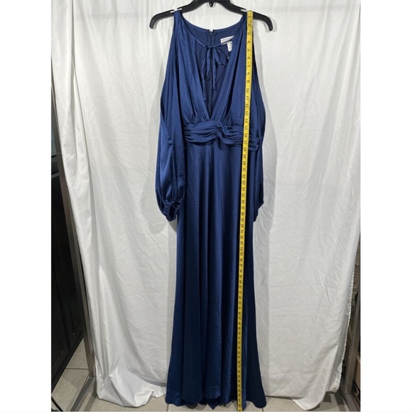 NWT IEENA Mac Duggal [ 14 ] Plunge‎ Neck Long Sleeve Satin Gown in Midnight - Picture 5 of 16